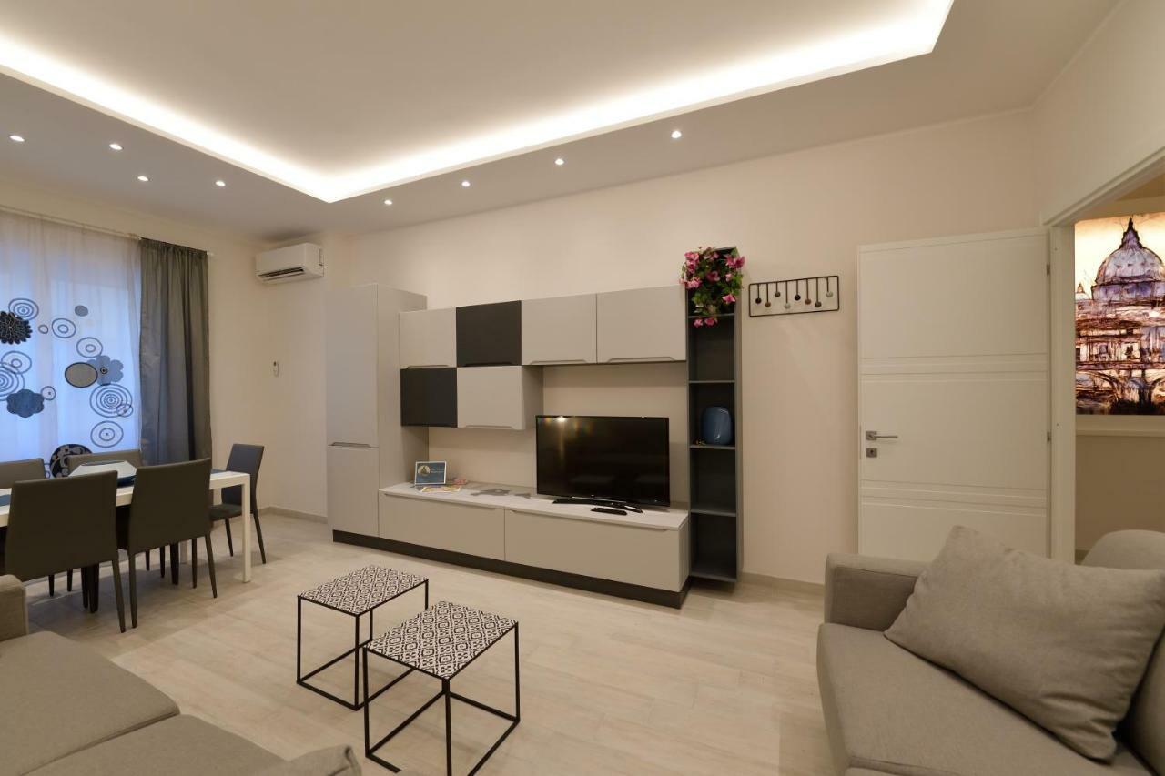 San Pietro Moonlight Luxury Apartment Roma Exterior foto